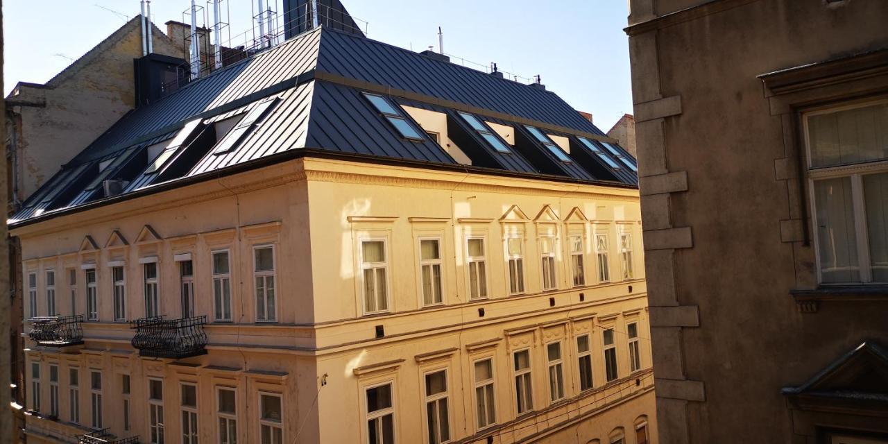 Luxury Apartment In The City Center With Parking Budapest Exterior photo