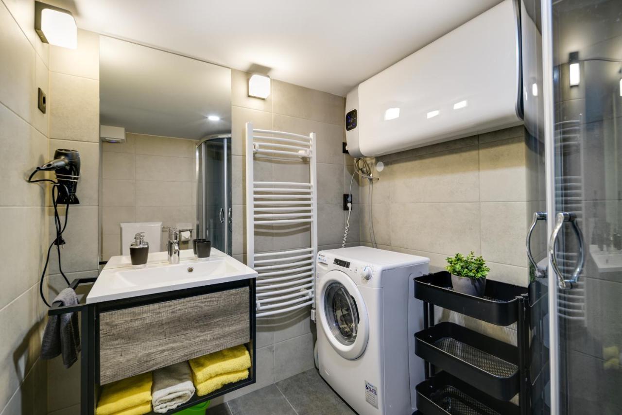 Luxury Apartment In The City Center With Parking Budapest Exterior photo
