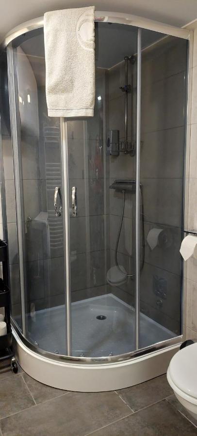 Luxury Apartment In The City Center With Parking Budapest Exterior photo
